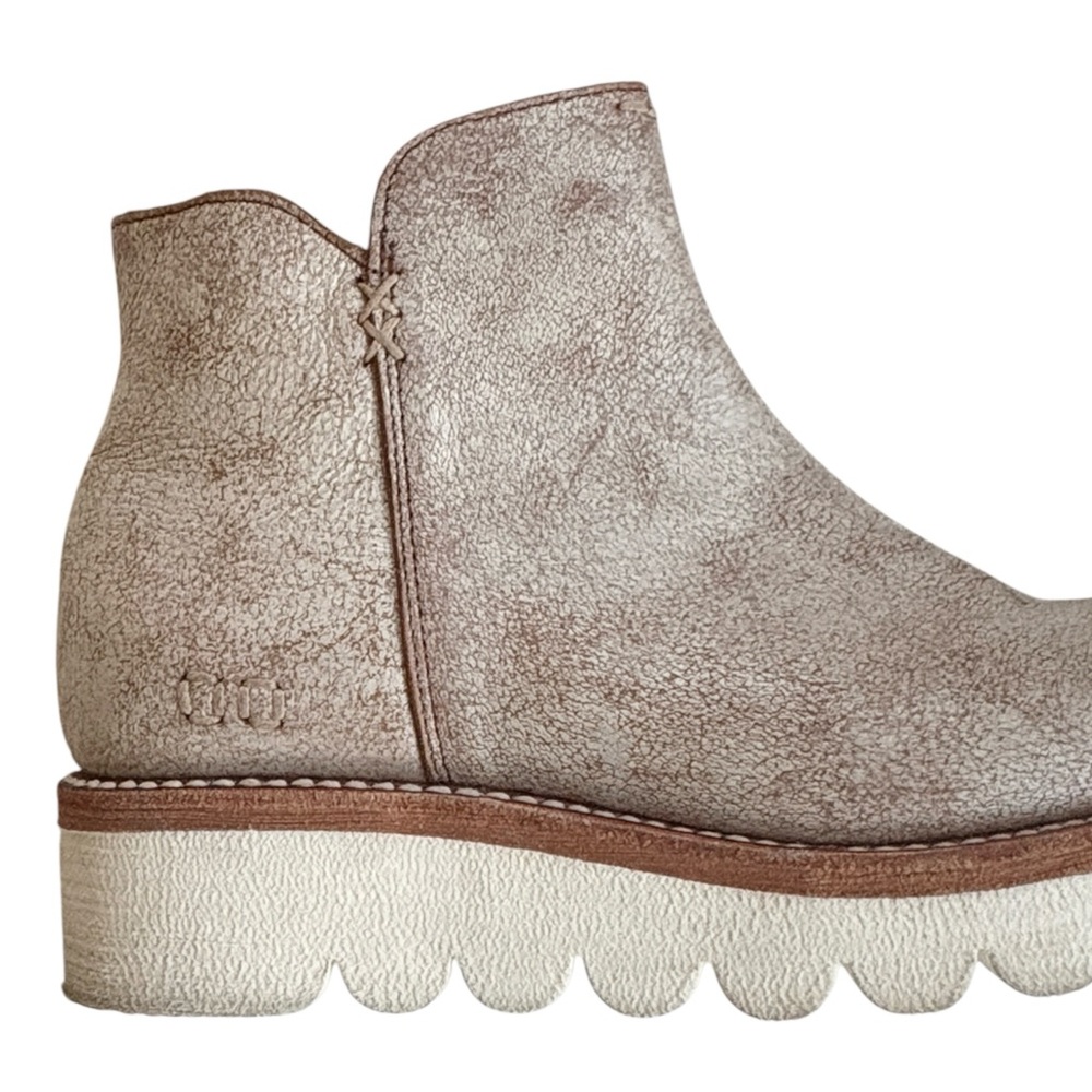 EUC Bed Stu Leather Lydyi Ankle Boots Size 7 Retail $309.00 - Picture 2 of 15